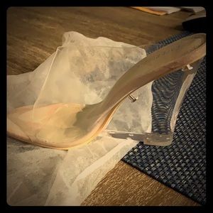 Clear heel shoes